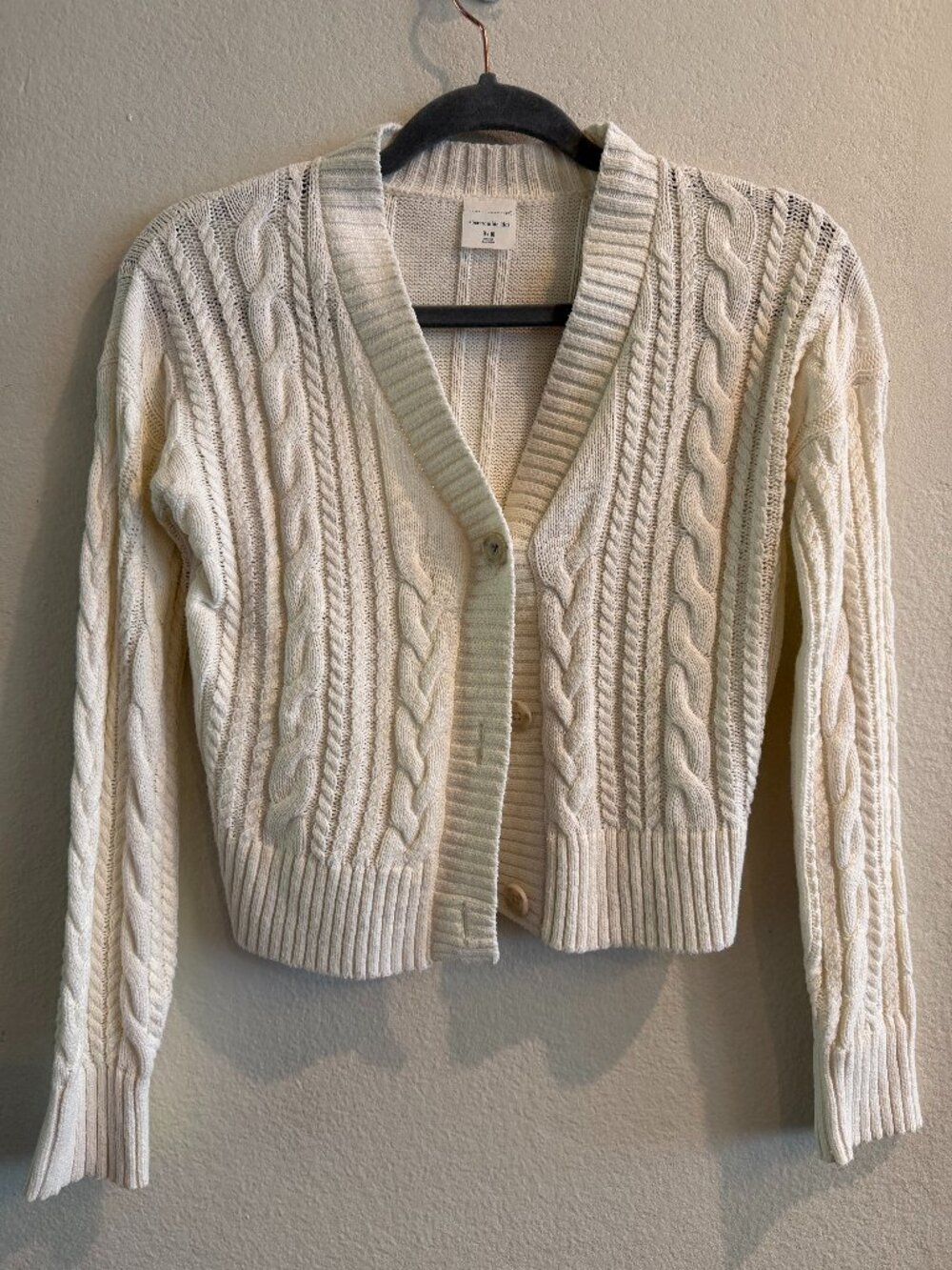 Abercrombie Kids Cream Cable Knit Button Cardigan Size 9/10